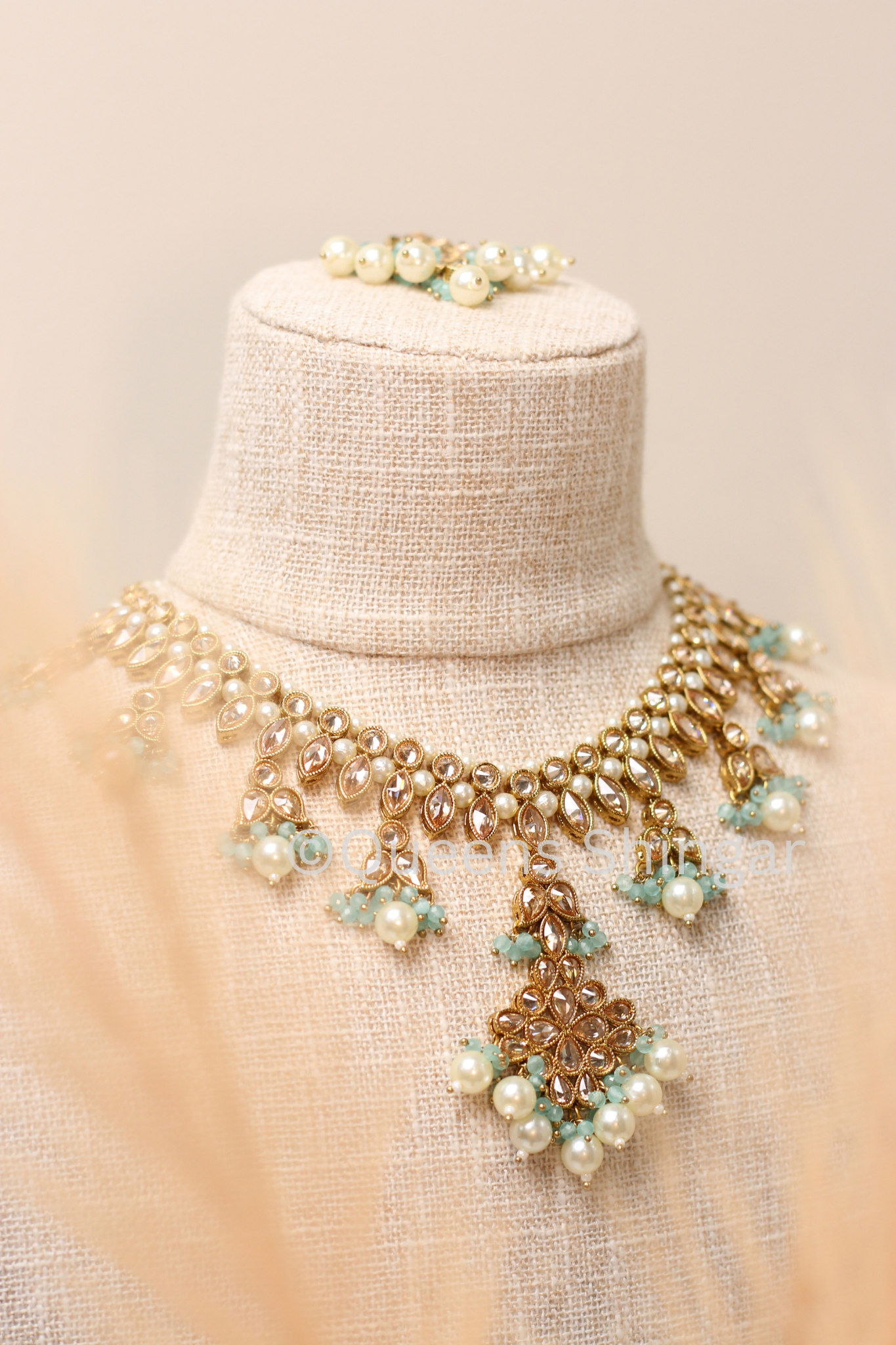 Shaina || Necklace Set