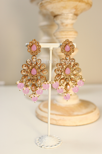 Vama || Earrings and Tikka