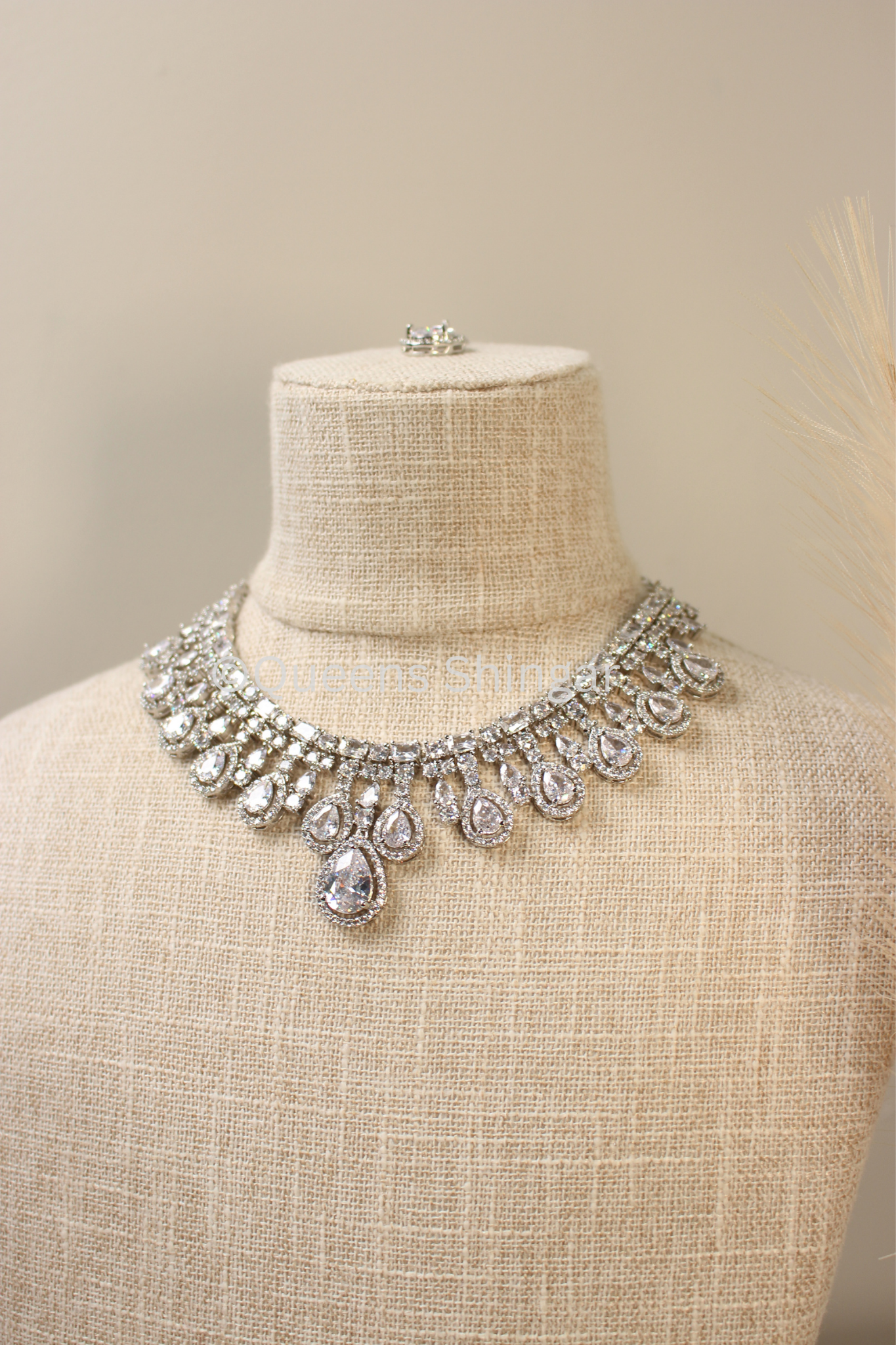 Perna || American Diamond Set