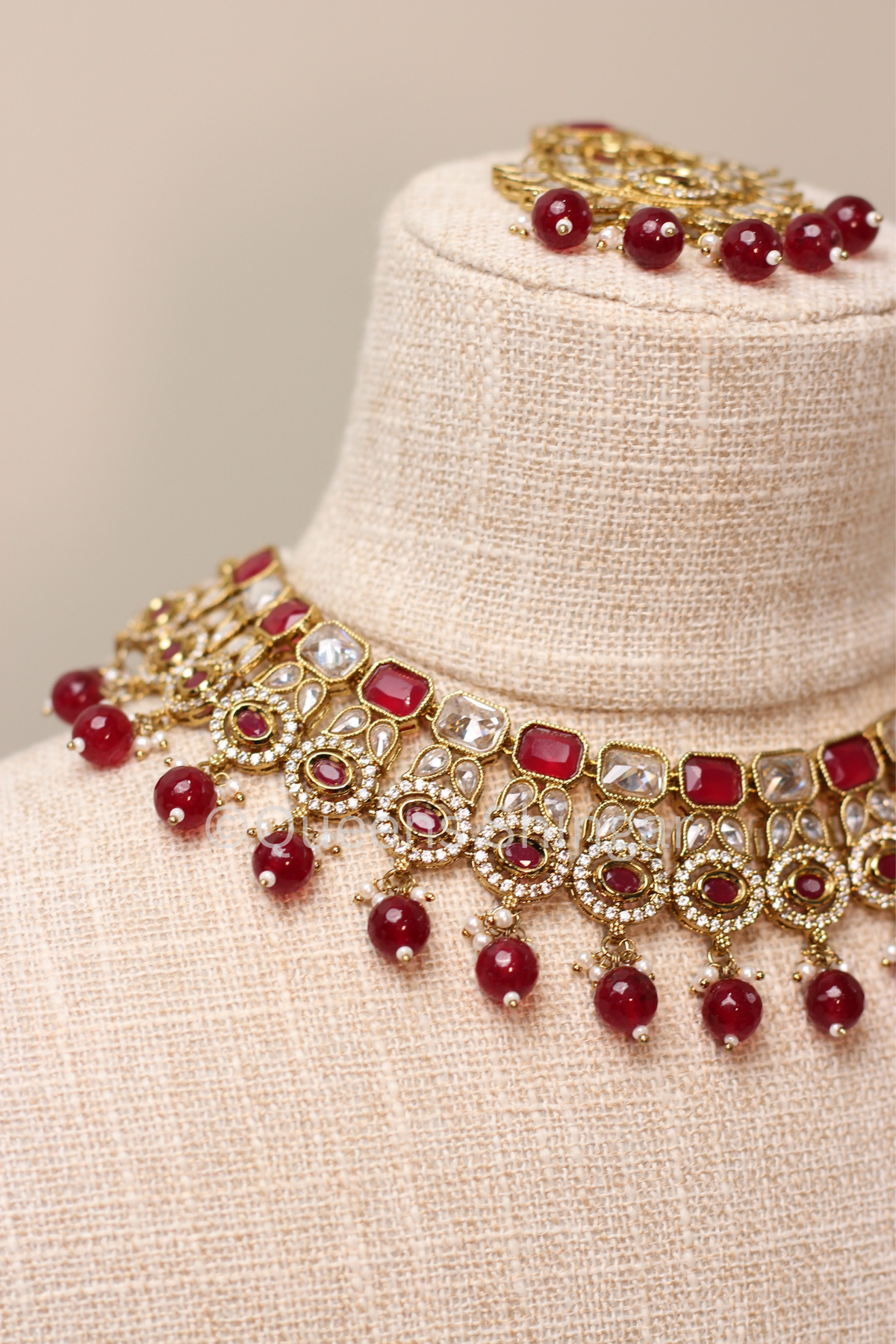 Aarohi || Necklace Set