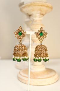 Eden || Earrings and Tikka