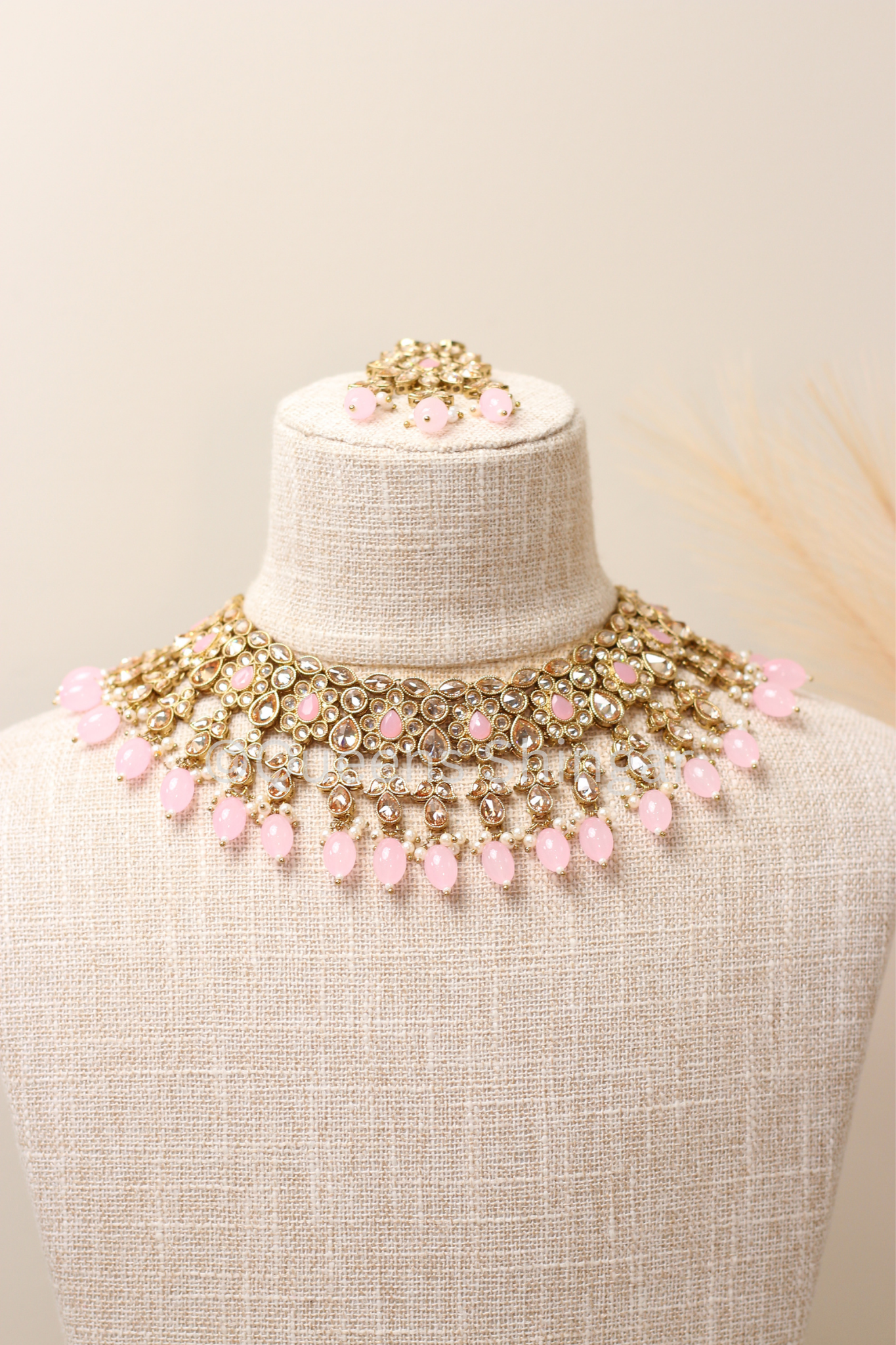 Chahat || Necklace Set