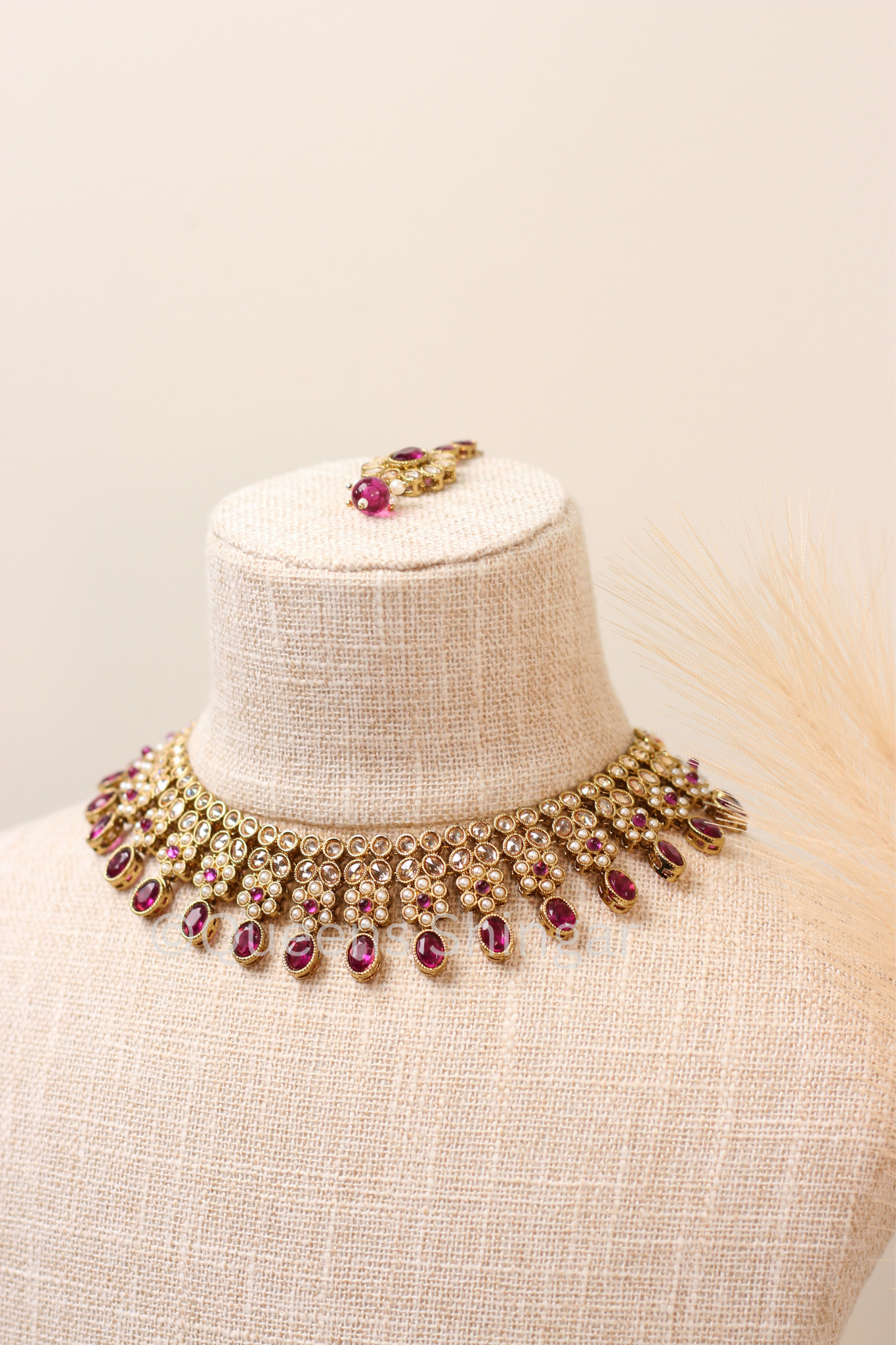 Ravya || Necklace Set