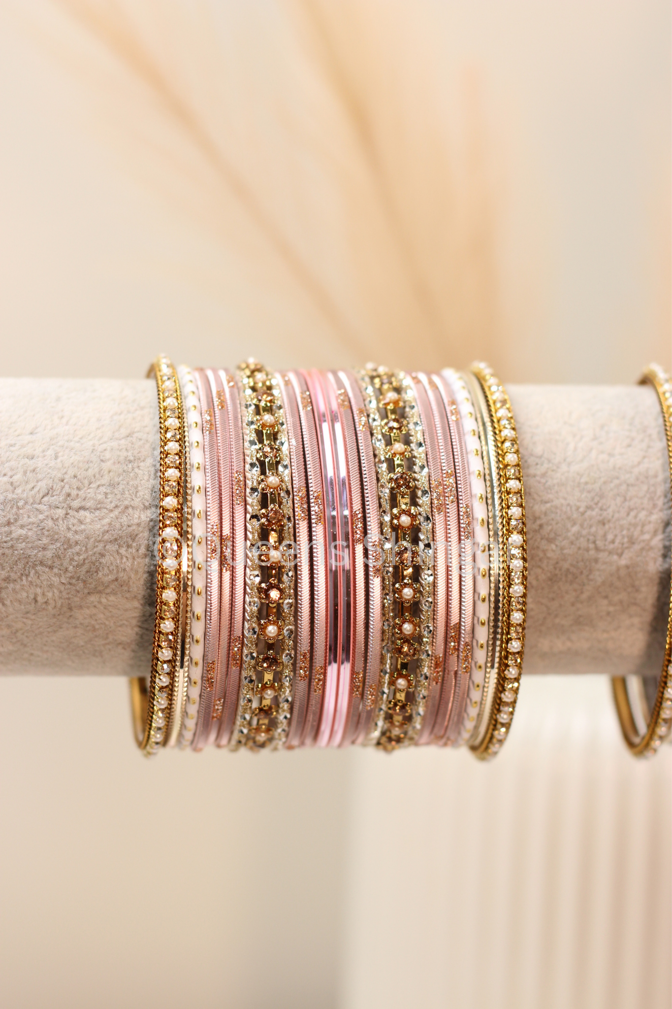 Pinky Pearl || Bangle Set