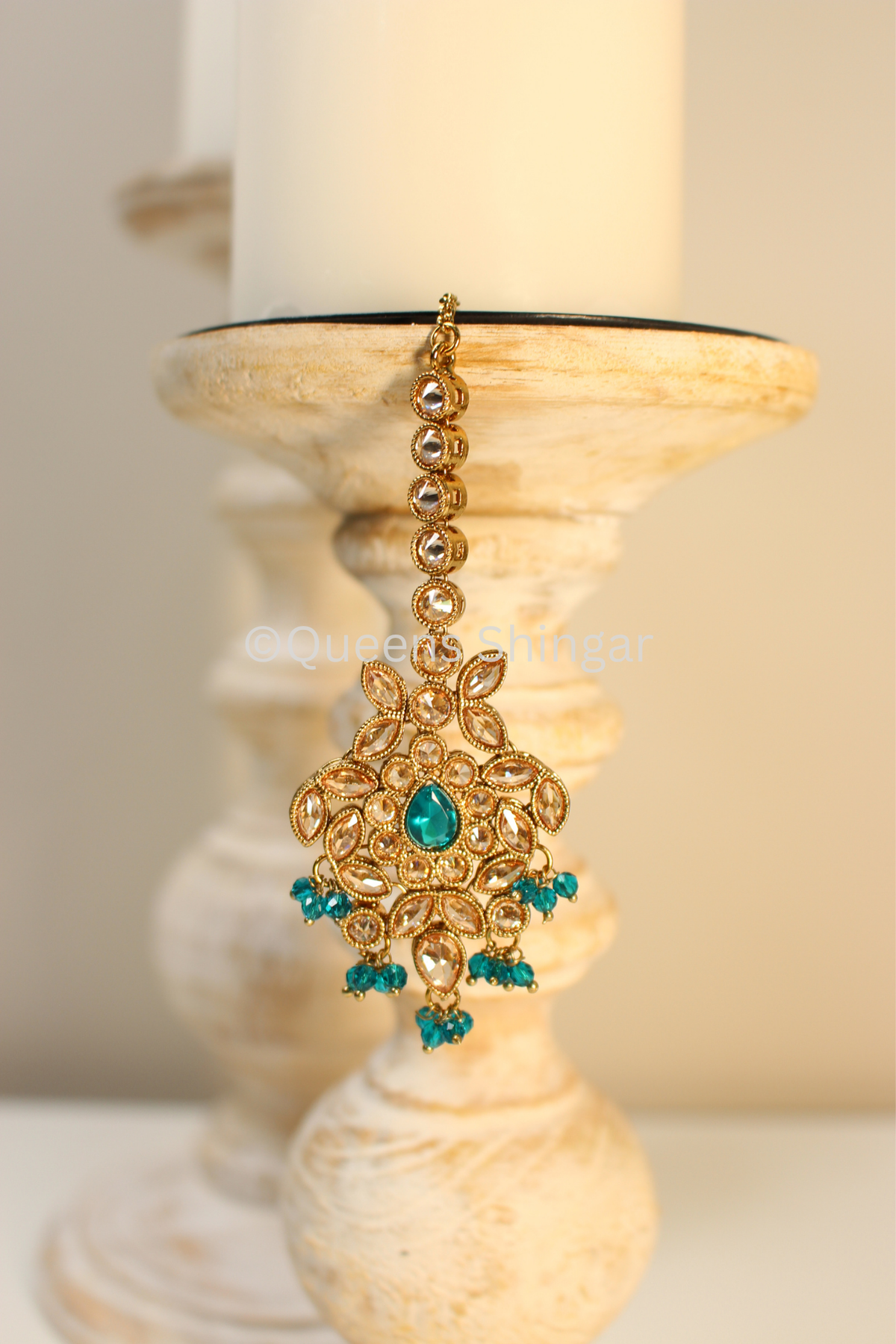 Anvi || Earrings and Tikka
