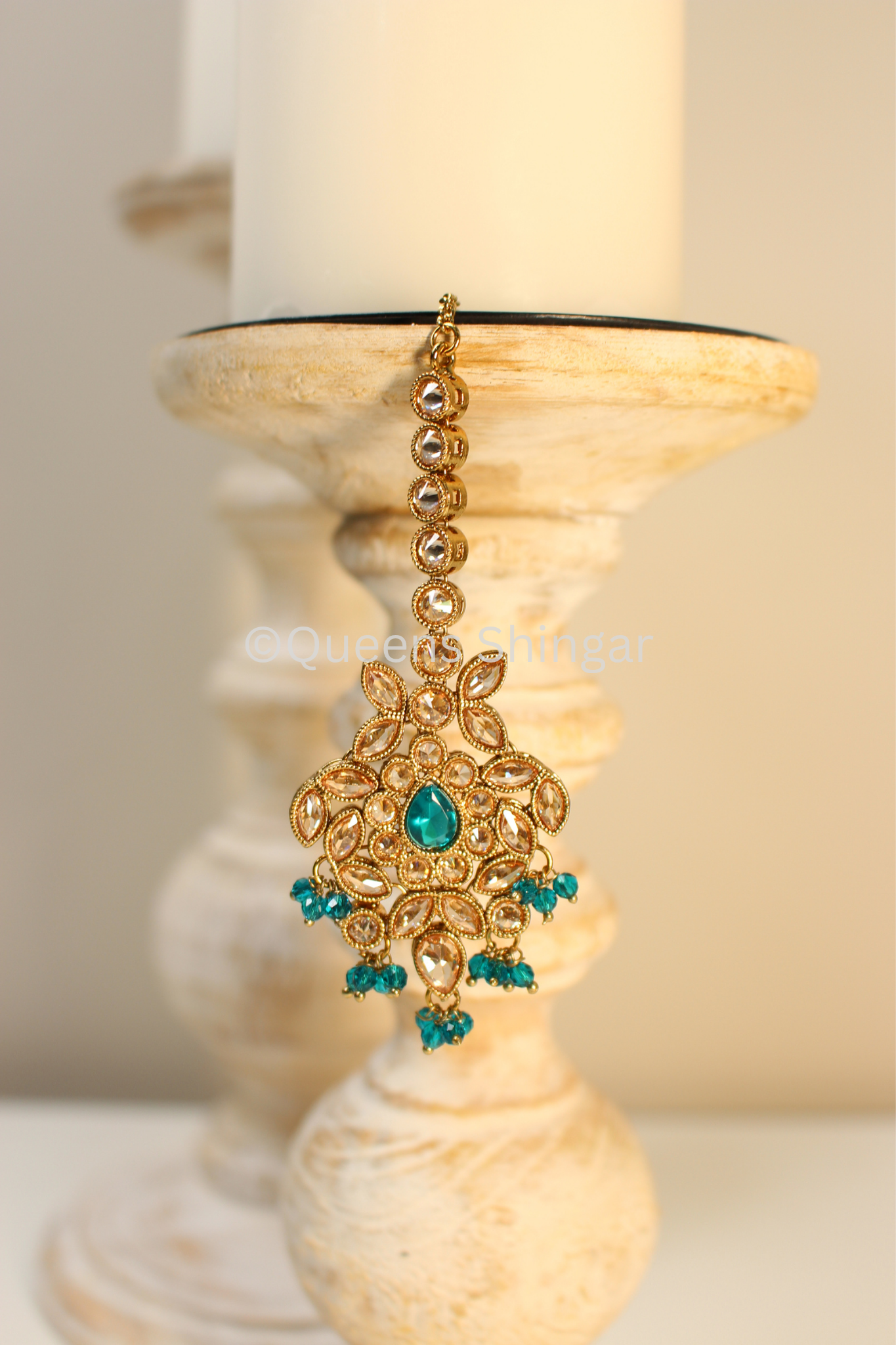 Anvi || Earrings and Tikka