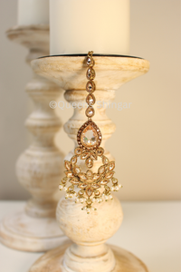 Rubi || Earrings and Tikka