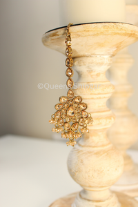 Soho || Earrings and Tikka