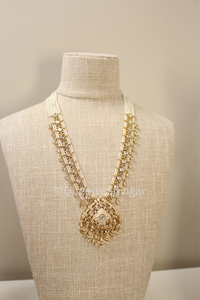 Ruchi || Kundan Set