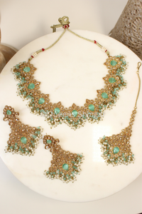 Yumna || Necklace Set
