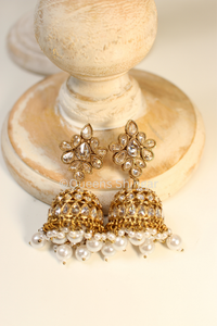 Eden || Earrings and Tikka