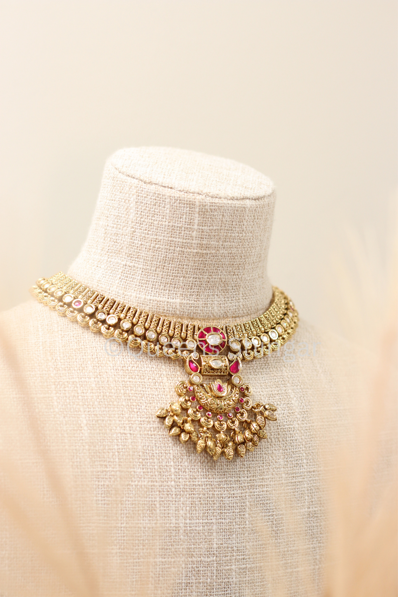 Arvi || Necklace Set