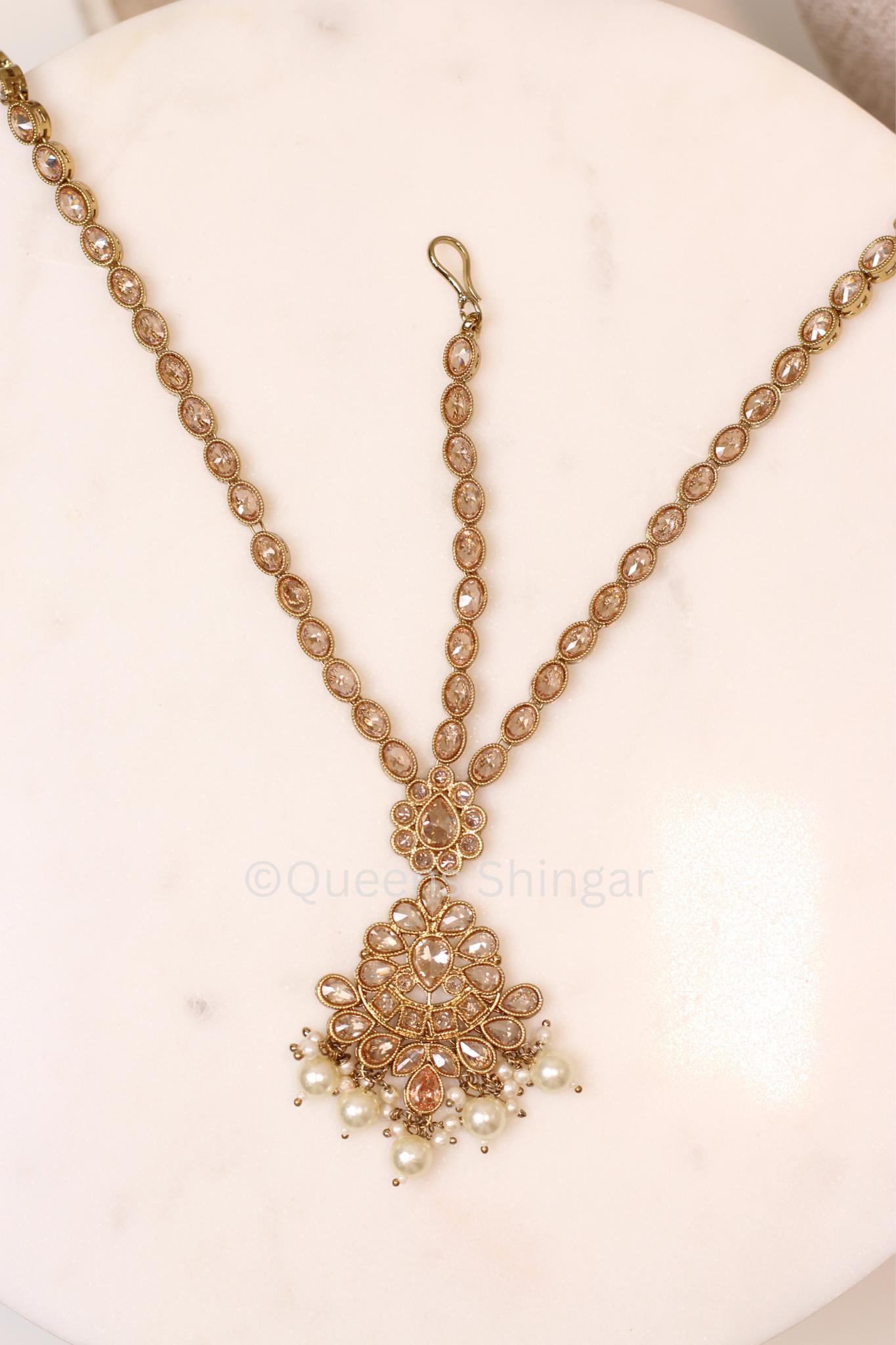 Ruhi || Headpiece