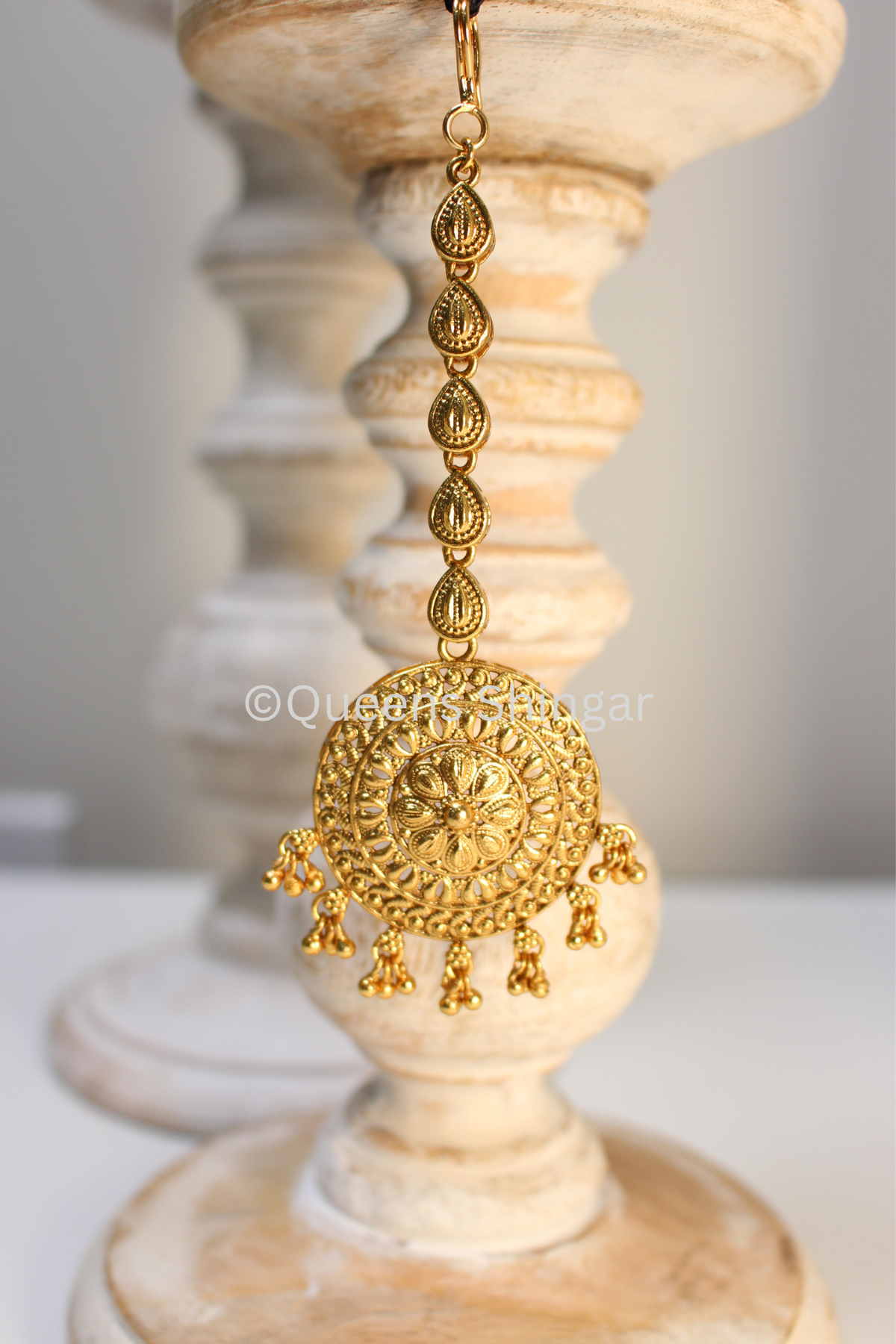 Jashn || Earrings and Tikka