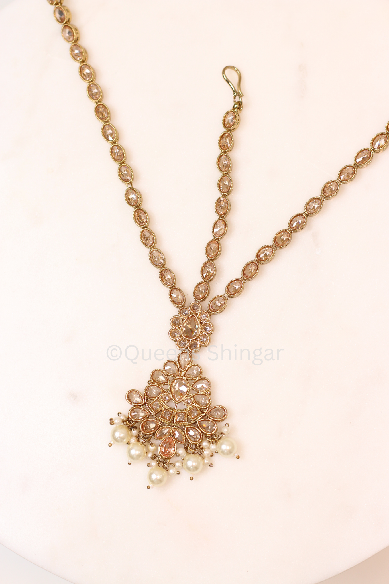 Ruhi || Headpiece