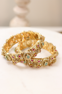Kian || Meenakari Bangles