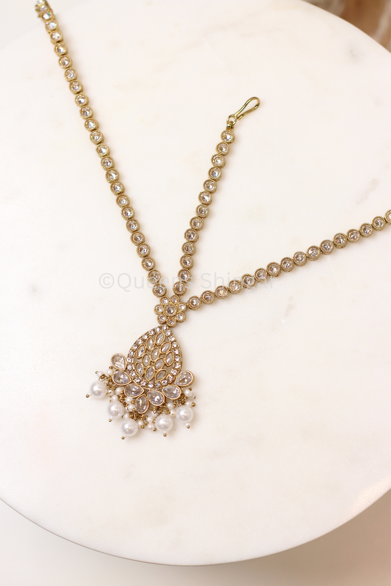 Esha || Headpiece