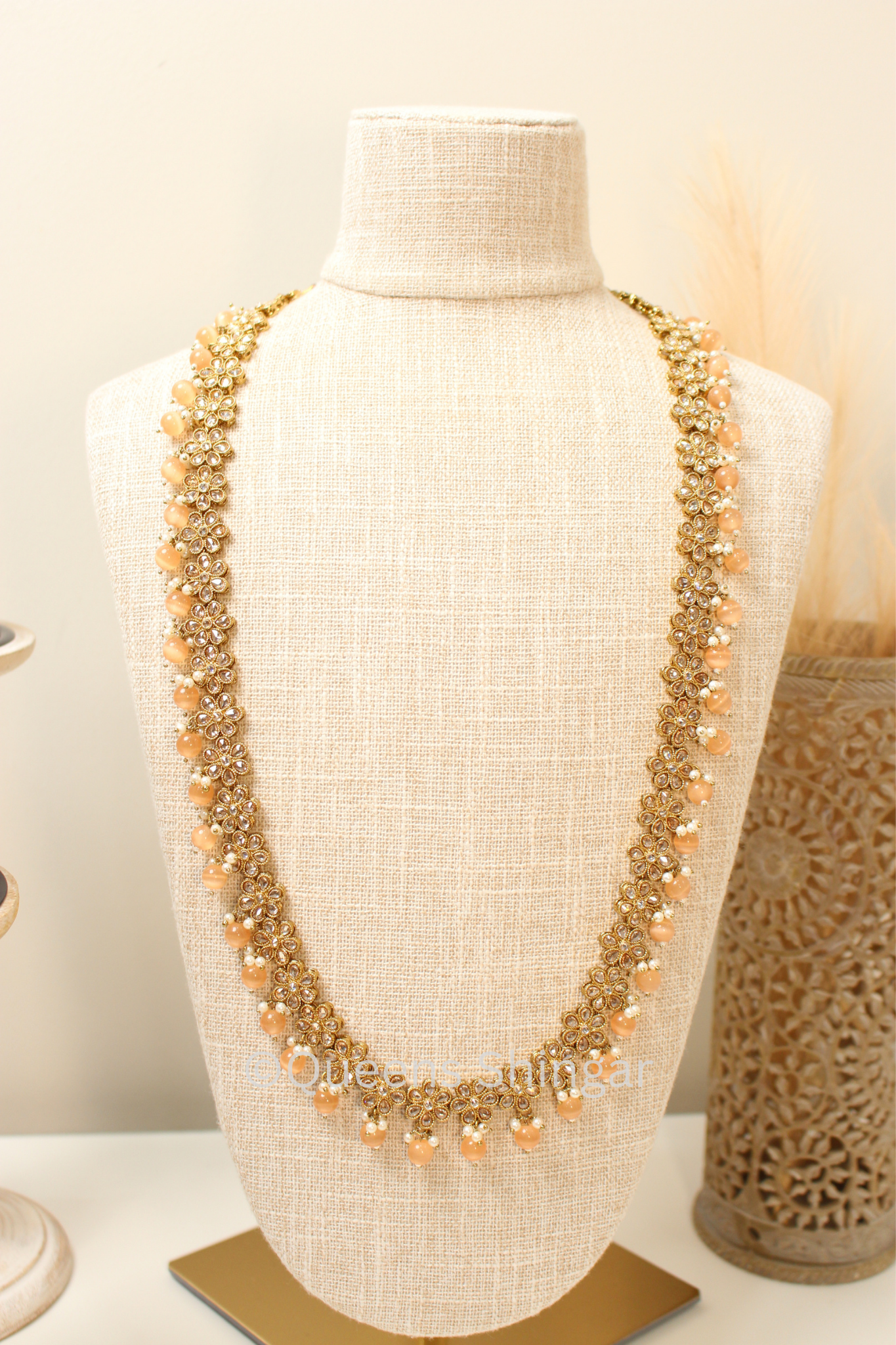 Lila || Mala