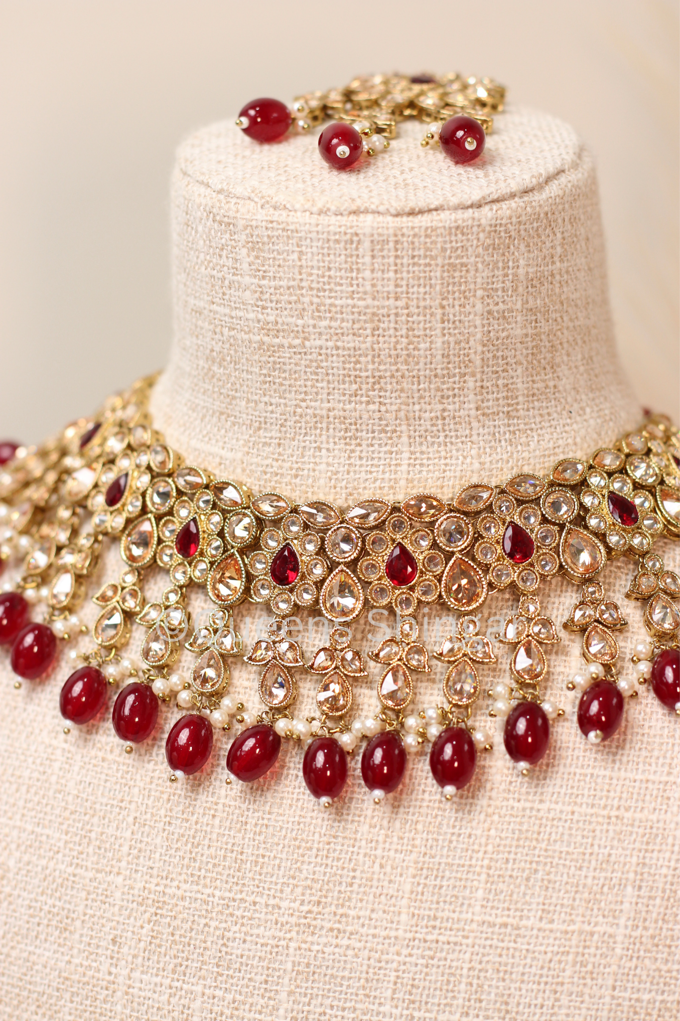 Chahat || Necklace Set