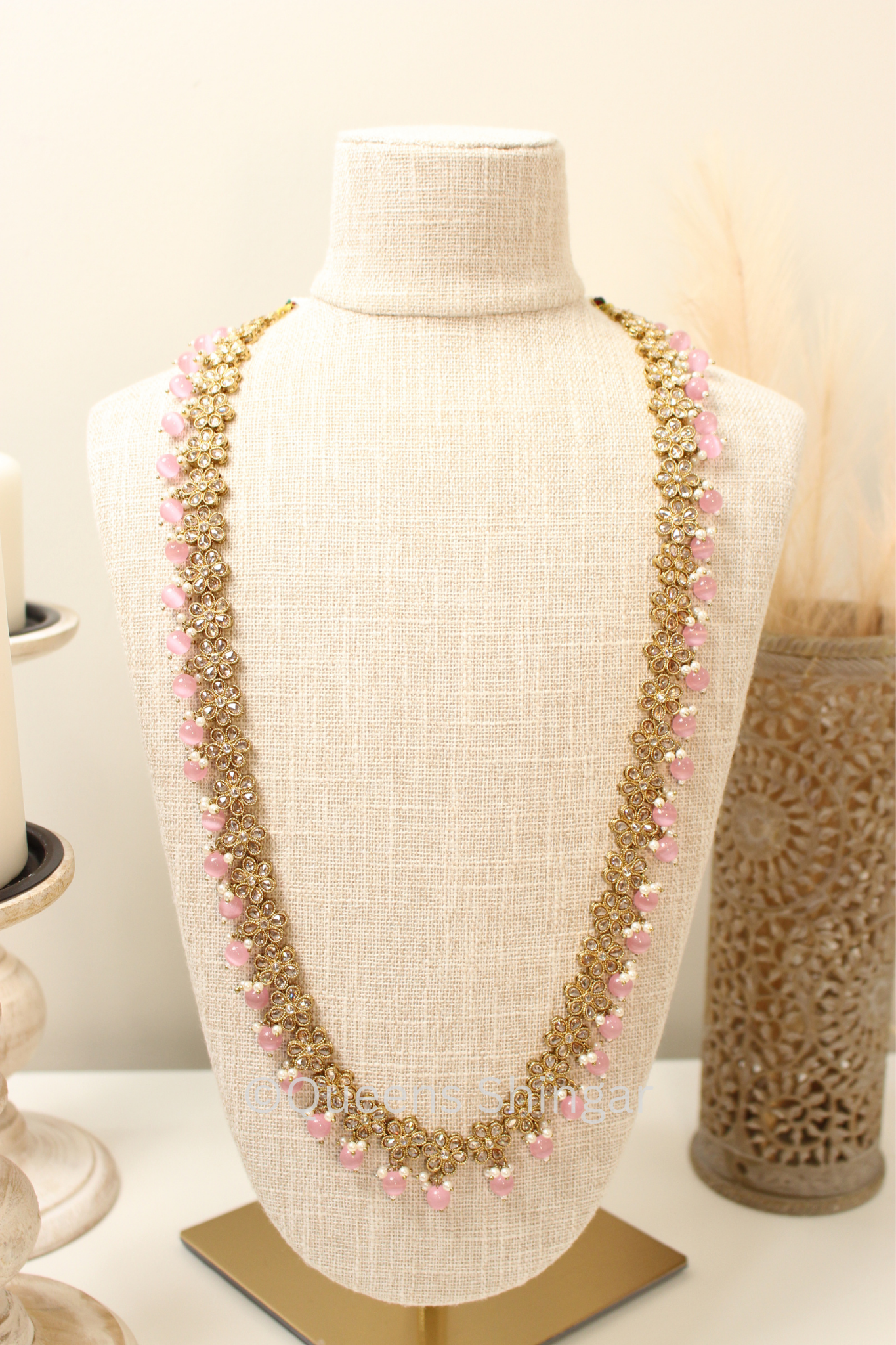 Lila || Mala