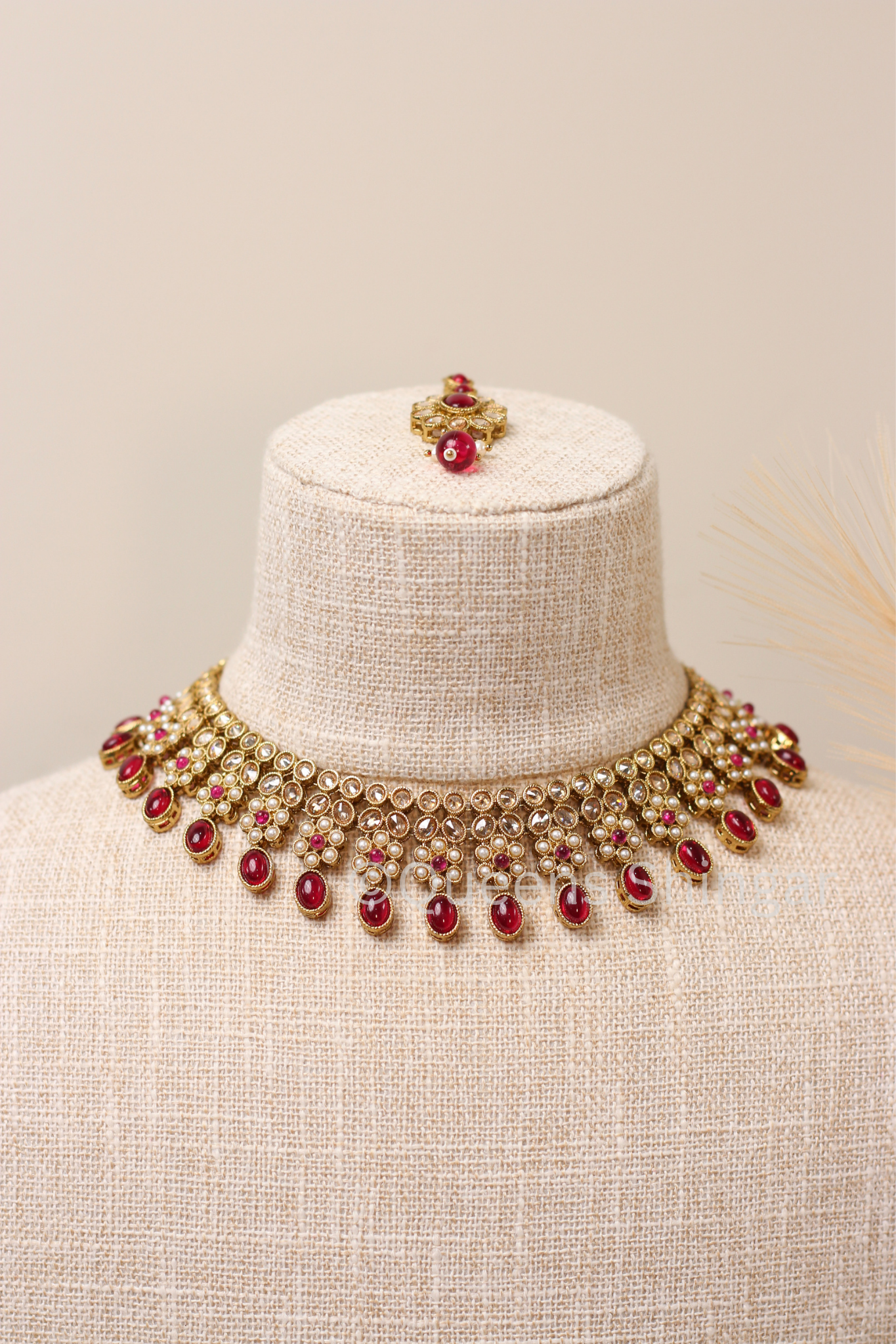 Ravya || Necklace Set