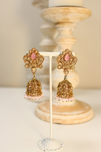 Anvi || Earrings and Tikka