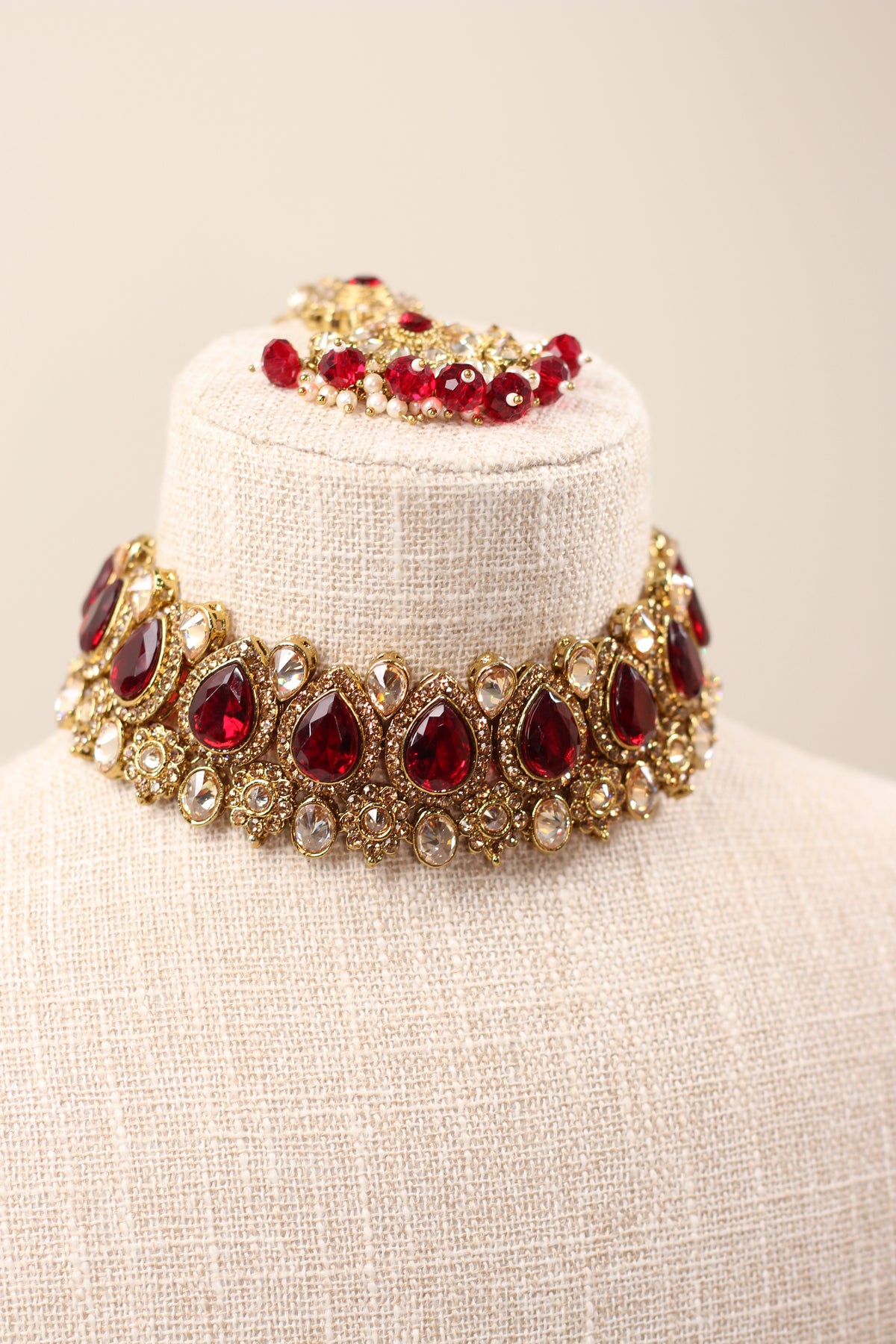 Aksha || Necklace Set