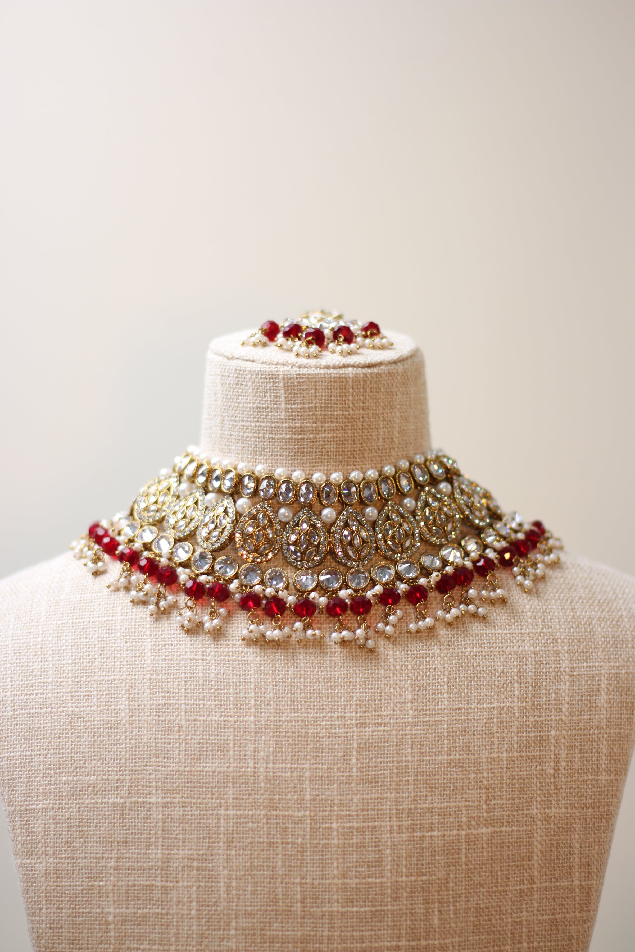 Irhaa || Necklace Set