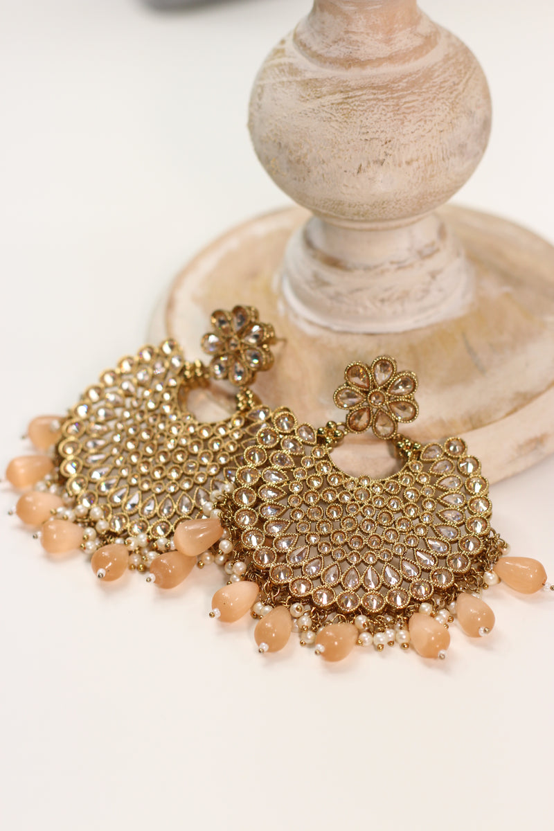 Jyoti || Earrings and Tikka