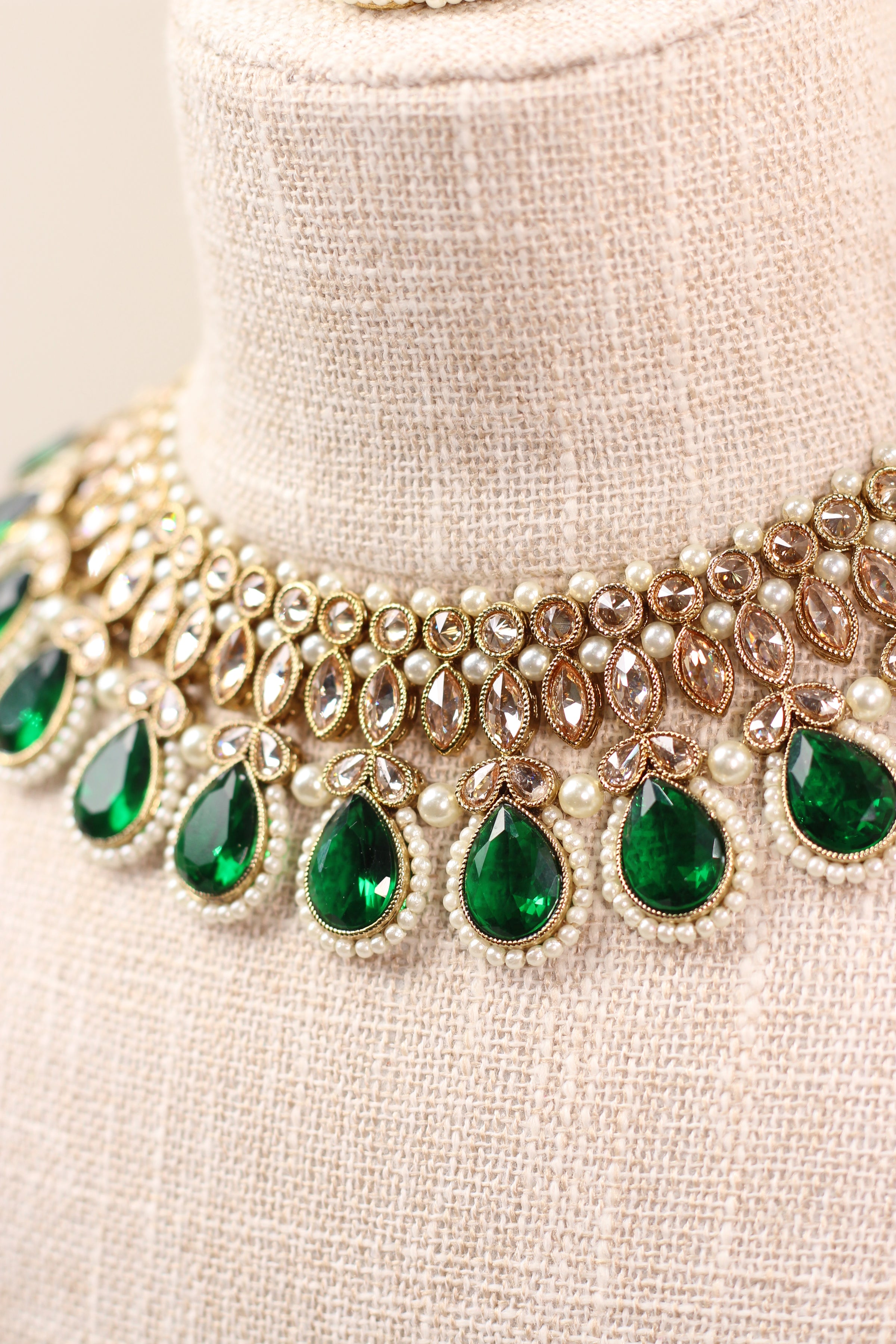 Tanvi || Necklace Set