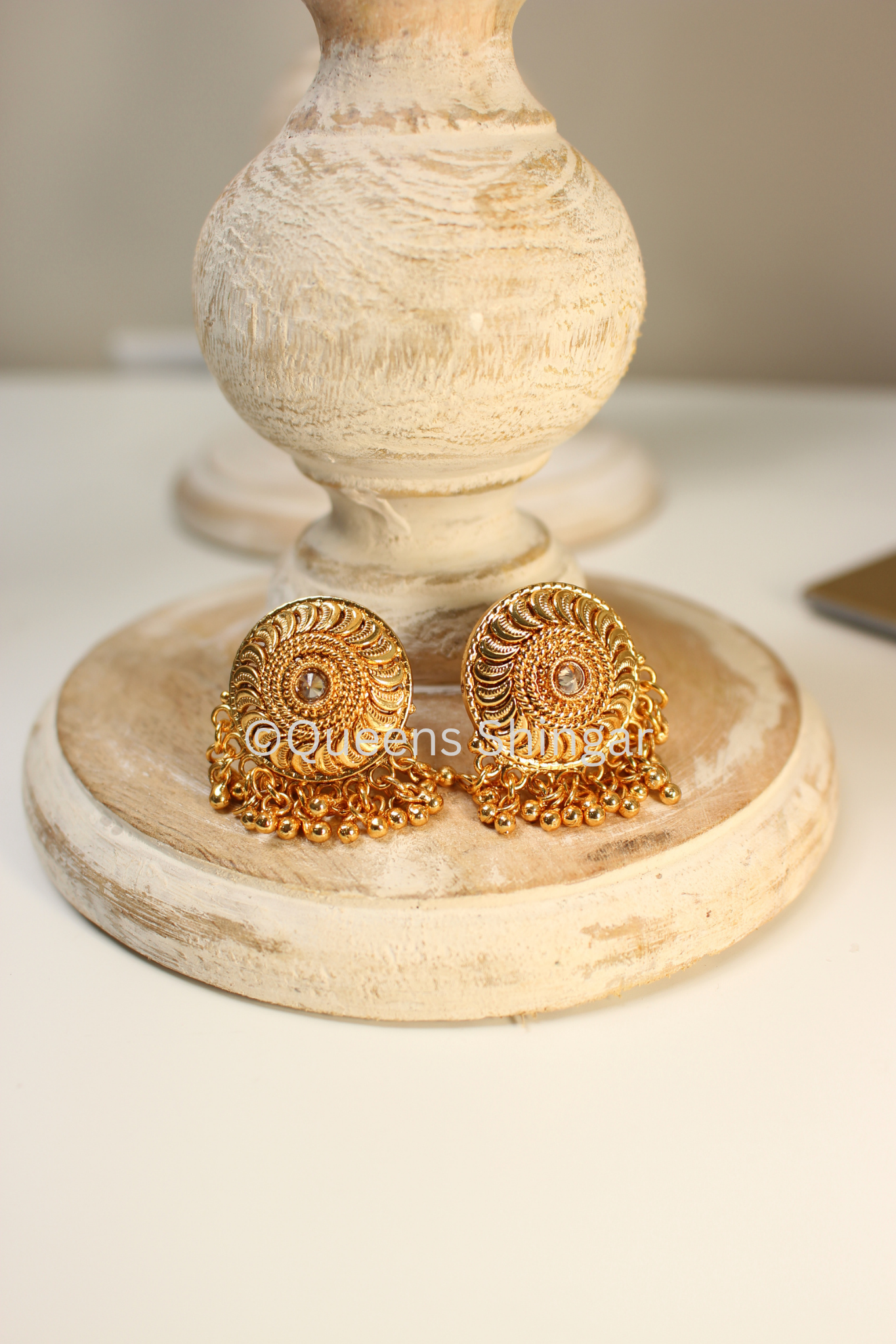 Round || Earrings
